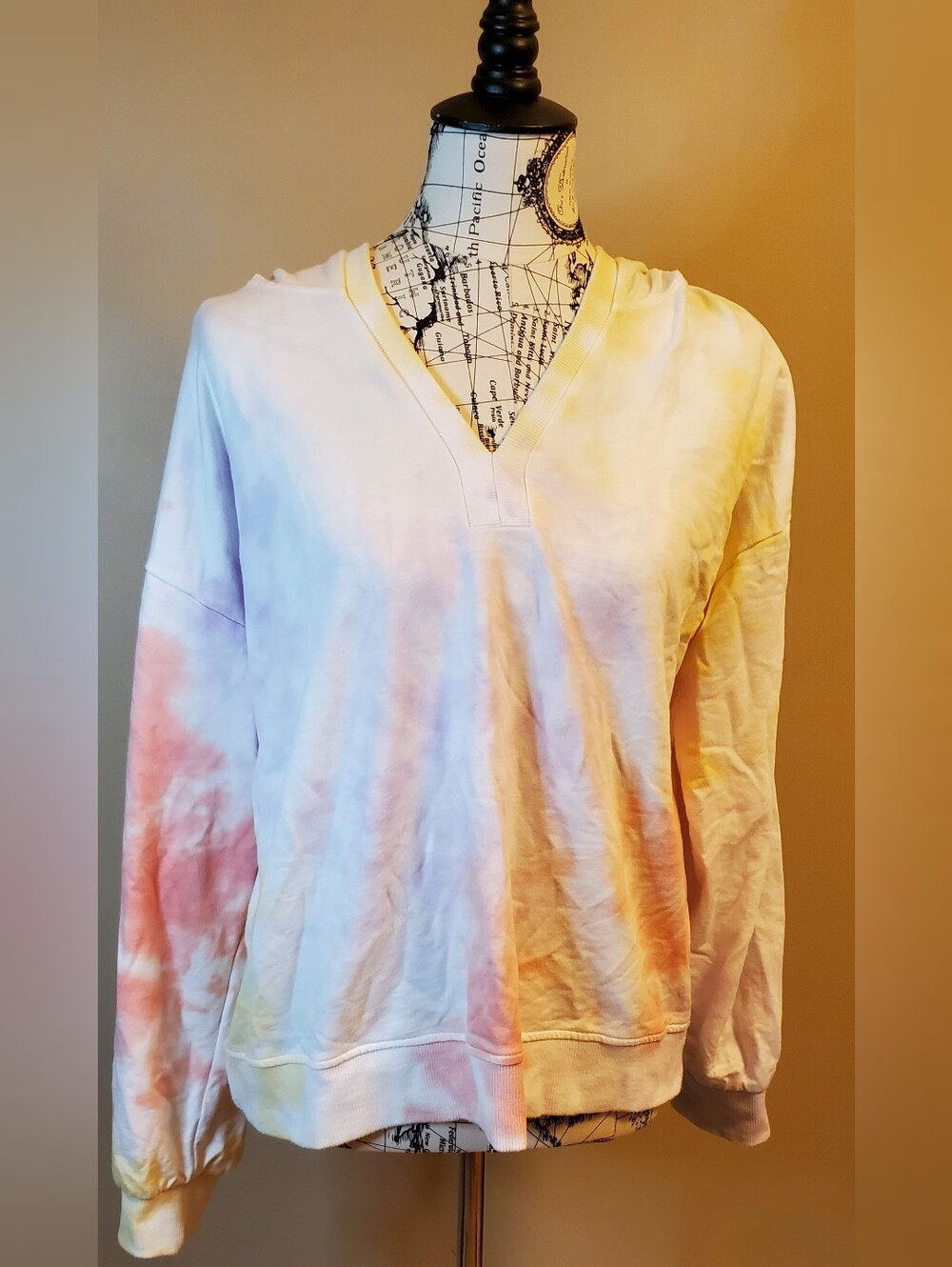 Design365 XL Tie Dye Hooded Long Sleeve T Shirt Cotton Pastel Lightweight